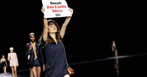 gucci fashion show protest